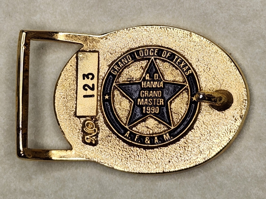 [Buckle Pic Missing] (Click here)